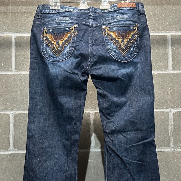 Y2K Embroidered Flare Guess Jeans - Picture 13 of 13